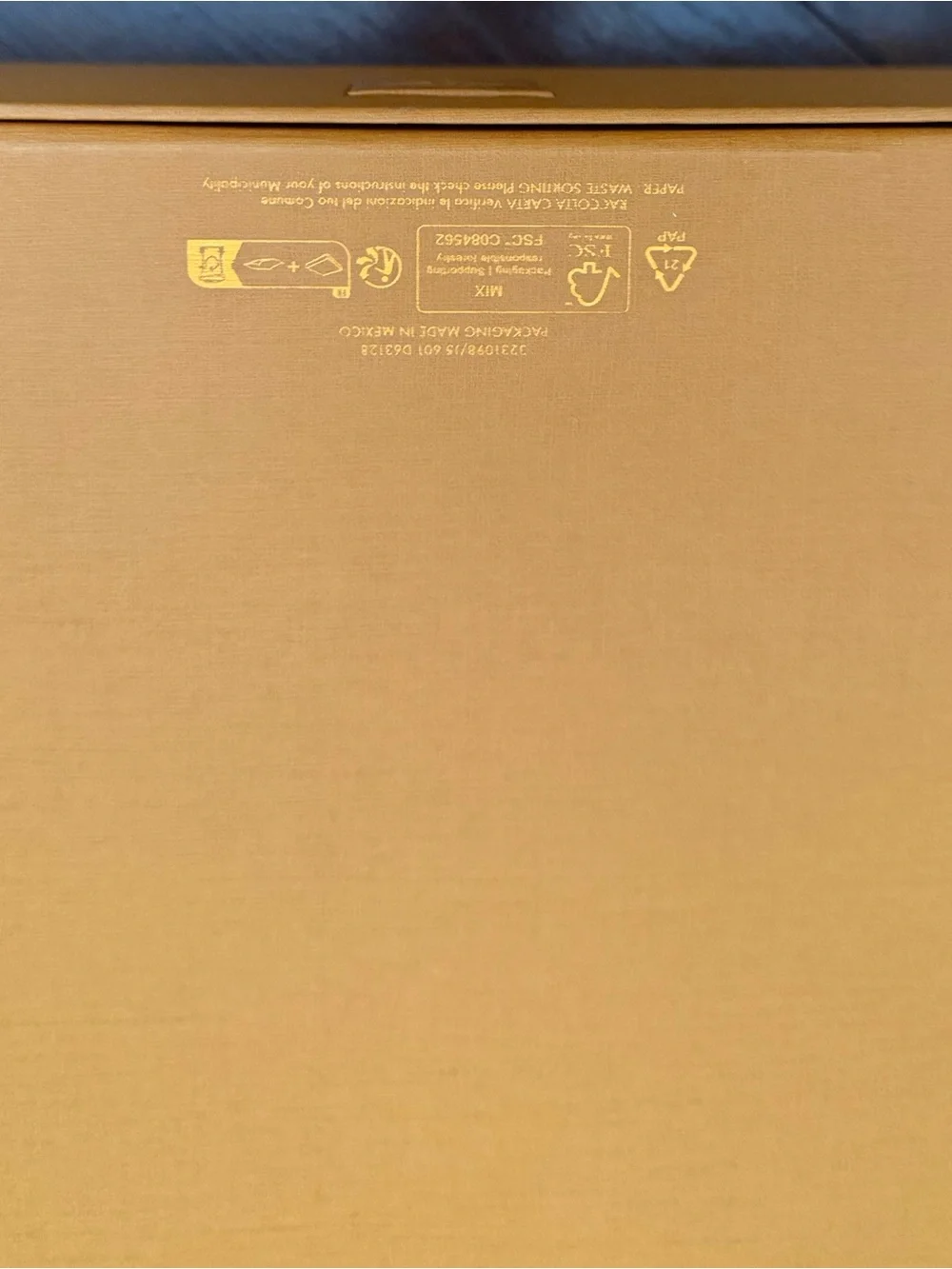 Louis Vuitton Box dust bag and blue string 2026
